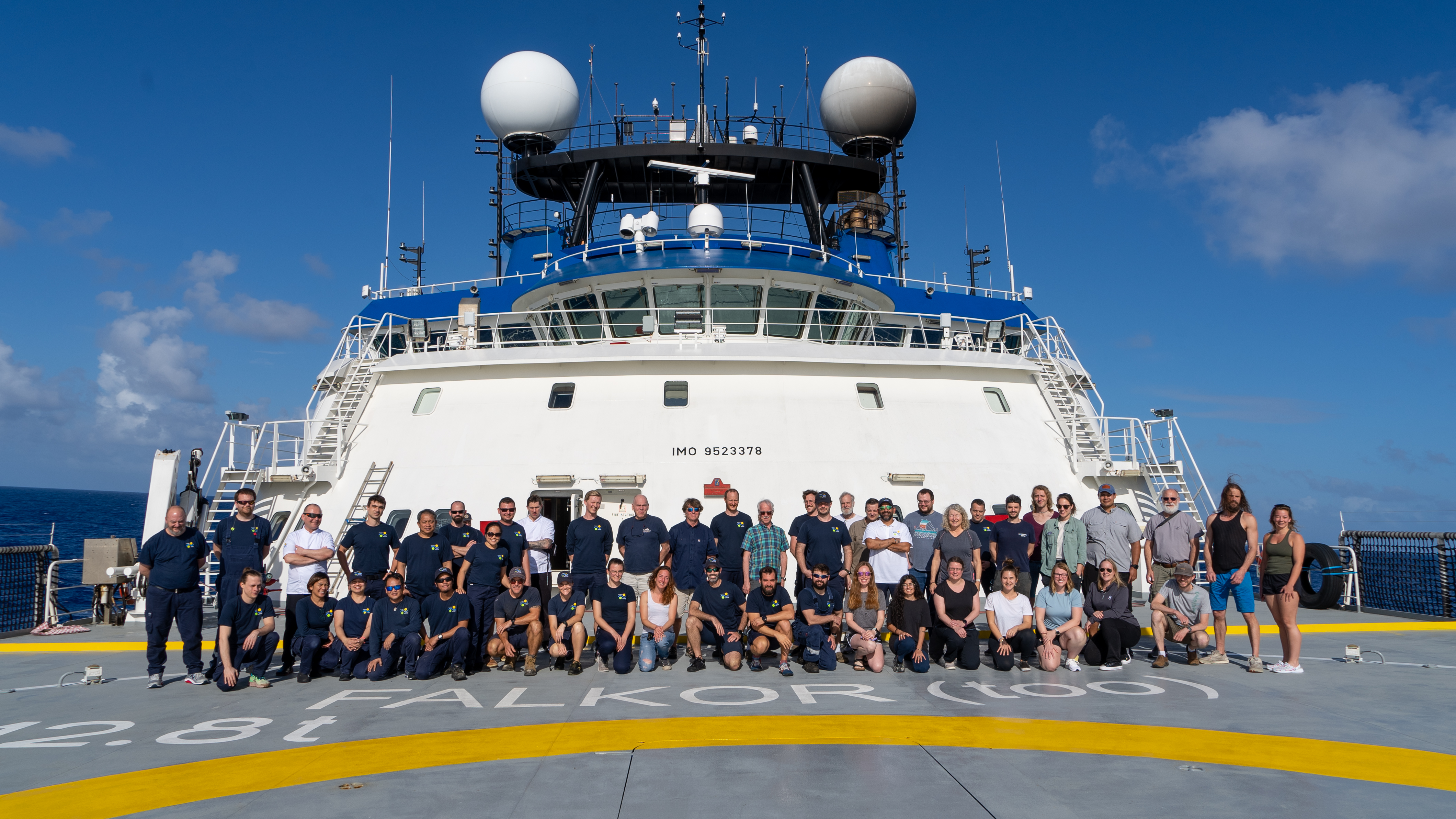 Full science and ship crew · R/V Falkor (too) · 2023